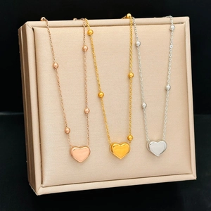 Stainless Steel Heart Pendant Necklace Jewelry For Women Simple Fashion Gold Plated Polished Dainty Bead Chain