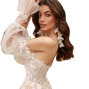 Vintage lace wedding dress with 3D floral embroidery and mesh puff sleeves for brides