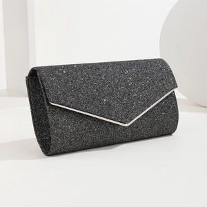 Funkelnde schwarze Abendtasche mit Silberrand und elegantem Umschlagdesign