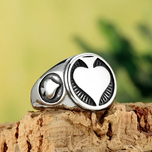Vintage spade heart titanium steel ring for men with retro distressed finish