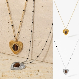 Collier Pendentif Cœur En Pierre Oeil De Tigre Acier Inoxydable Texture Rayon De Soleil Chaîne Perles Noires Rétro