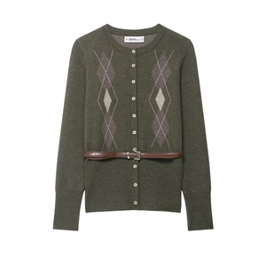 Cardigan da donna in maglia verde scuro con motivo a rombi e cintura marrone