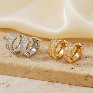 Minimalistische Kupfer Huggie Ohrringe Mit Mikropavé Zirkonia Geometrische Kleine Creolen Schmuck Für Damen Mode