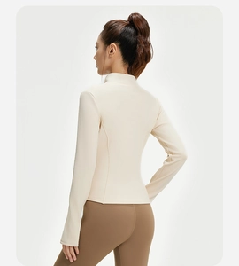 Giacca da yoga slim fit bianco crema con collo alto per sport femminile