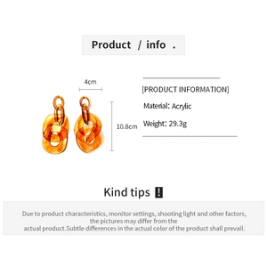 Detailed size chart for amber acrylic geometric chain earrings with 10.8cm length specs