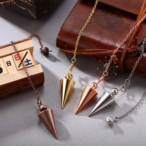 Konische Pendelanhänger aus Kupfer in Bronze, Gold, Roségold und Silberglanz