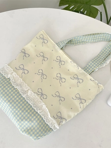 Lace bow canvas tote bag with gingham trim and crossbody strap for daily commute