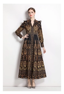 Detail of V-neck maxi dress with vintage baroque print and elegant lantern sleeves