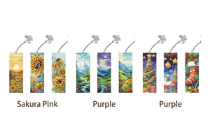 Dettaglio dei segnalibri per pittura a diamante 5D DIY in rosa ciliegio e viola con fiori