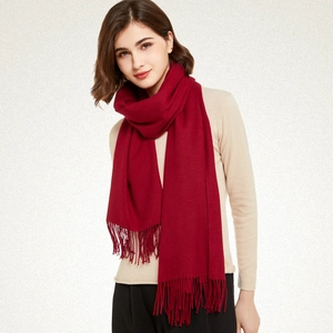 Roter Kaschmir-Gefühl warmer Winterschal mit Fransen, eleganter langer einfarbiger Schal