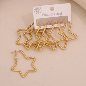 Fashionable gold stainless steel star shaped hoop earrings in a geometric star design