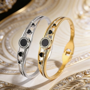 Fashion Stainless Steel Heart Cuff Bracelet For Women Elegant Black Enamel Inlaid Rhinestone Open Bangle Jewelry Gift