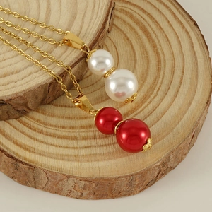 Elegant 18k gold plated stainless steel necklace with white and red pearl gourd pendants