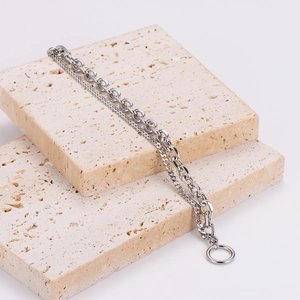 Bracelet double couche en argent avec fermoir OT et mailles gourmettes sur pierre