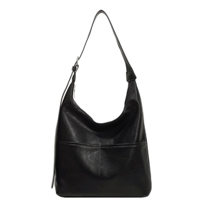 Classic black vintage hobo underarm bag with adjustable strap and central stitching detail