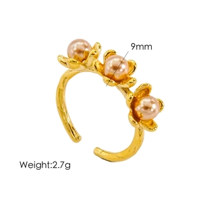 Elegant gold titanium steel ring with three flowers and 9mm pink pearls for women