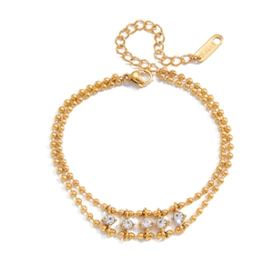 Dettaglio del bracciale a doppio strato placcato oro 18K con cinque cristalli di zircone