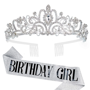 Ensemble écharpe Birthday Girl argentée pailletée et tiare avec strass pour fête