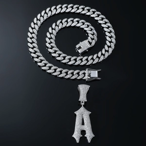 Grosse chaîne cubaine hip hop pour hommes avec pendentif lettre A glacé en argent
