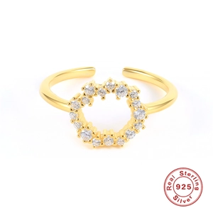 Elegant 925 sterling silver open ring in gold finish with white round zircon floral wreath