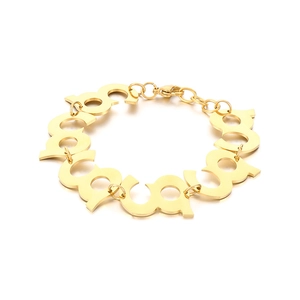 Minimalist gold-plated geometric link bracelet with G-shaped charms for women