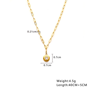 Detailed dimensions of gold heart pendant necklace with zircon and paperclip chain