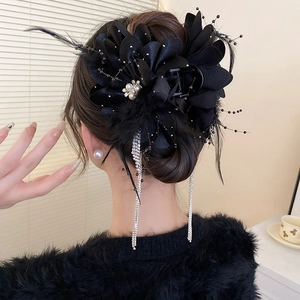Pince À Cheveux Avec Fleur En Tissu Plume Noire Strass Künstliche Perle Fantaisie Et Long Gland Vintage Élégant Pour Femmes