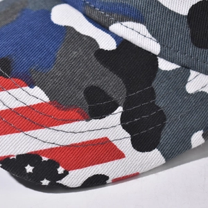 Détail de la casquette de baseball camouflage drapeau américain en sergé de coton de qualité