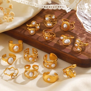 Luxurious gold stainless steel pearl ring set for women in elegant vintage style