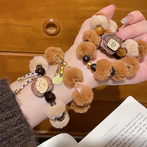 Bracelet mignon perles bois boules peluche et breloque lapin Baofu style rétro