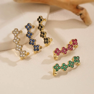 Four Leaf Clover Ear Climbers Copper Zircon Curved Floral Stud Earrings For Women Light Luxury Style