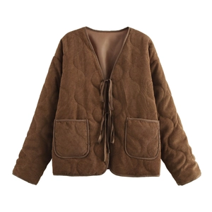 Vintage bruine gewatteerde corduroy damesjas met striksluiting en losse pasvorm