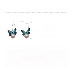 Detailed size chart for acrylic butterfly earrings with pearls, 7.7 by 4.2cm and 13.2g