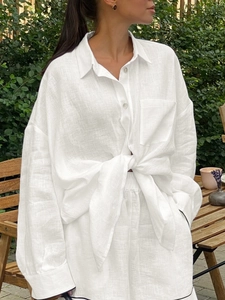 Ensemble chemise et short en lin blanc décontracté avec détail noué à l'avant