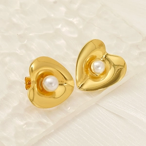 Elegant 18K gold plated heart stud earrings with round white pearl inlays for women