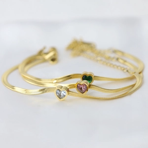 Fashion Gold Plated Stainless Steel Snake Chain Bracelet With Rhinestone Heart Pendant Elegant Heart Jewelry For Women