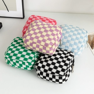 Checkerboard Knitted Cosmetic Bag Square Plaid Storage Pouch For Sanitary Napkin Makeup Jewelry Organizer Lightweight Portable