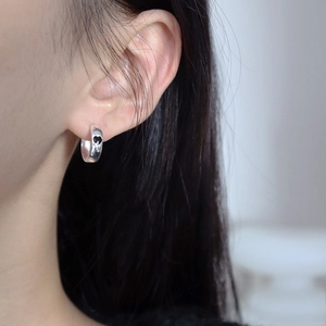 Minimalist Copper Black Heart Enamel Hoop Earrings With 925 Sterling Silver Earring Post Vintage Drip Glaze Small Ear Buckle For Women Fashion Jewelry