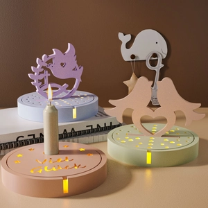Set veilleuse LED en bois moderne avec socles ronds et bougie décorative chaleureuse
