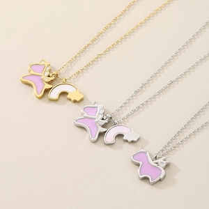 Collane con ciondolo a forma di unicorno e nuvola arcobaleno in smalto e acciaio inossidabile