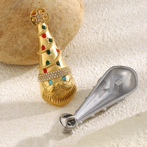Luxuriöse Brosche aus vergoldetem Edelstahl mit bunten Kristallen in Weihnachtsbaumform