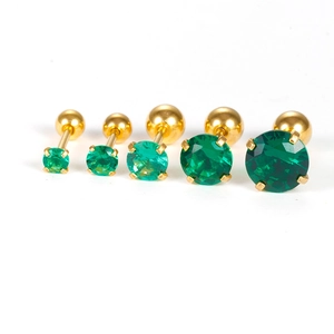Golden 4-prong green zircon stud earrings in various sizes for cartilage piercing
