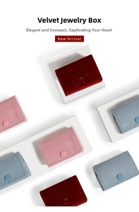 Mini fluwelen juwelenzakjes voor ringen en oorbellen in bordeauxrood, roze en blauw