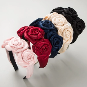 Serre-tête Femme Élégant en Satin avec Roses 3D Fait à la Main Style Rétro Européen pour Banquet Fête Mariage