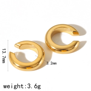 Gold C-shaped stainless steel ear cuff for women with size 13.7mm and weight 3.6g