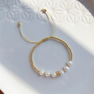 Retro 18K gold plated beaded bracelet with natural pearls and zircon square bead