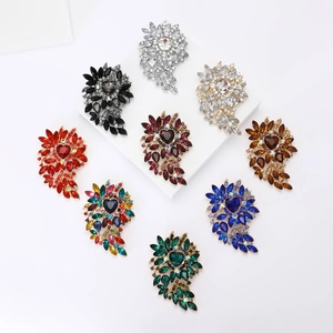 Luxury Alloy Rhinestone Heart Floral Brooch Large Crystal Exquisite Pin For Women Coat Shawl Banquet Wedding Party Jewelry