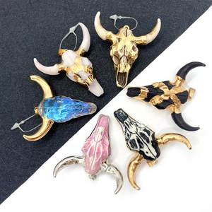 Bull Head Skull Pendants Acrylic Animal Shape Electroplated Alloy Buckle Charms For DIY Jewelry Making Gothic Style