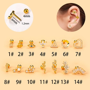 Set aus 14 goldenen Edelstahl-Ohrsteckern mit Schlangen- und Sternenform und Zirkonia