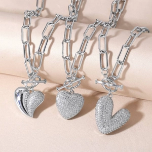 Fashion Copper Zirconia Heart Pendant Necklace For Women Silver Color Paperclip Chain Heart Toggle Clasp Necklace Jewelry
